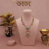 Fusion Sapphire Kundan Necklace Set