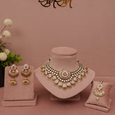 Antique Kundan Necklace Set