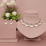 Premium Kundan MOP Necklace Set