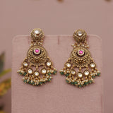 Antique Gold Kundan Earring