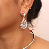 Modern American Diamond Necklase Set