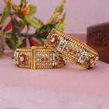 Antique Kundan Bangle