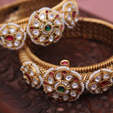 Antique Kundan Bangle