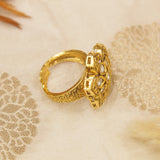 Antique Gold Kundan Finger Ring