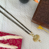 antique gold kundan mangal sutra