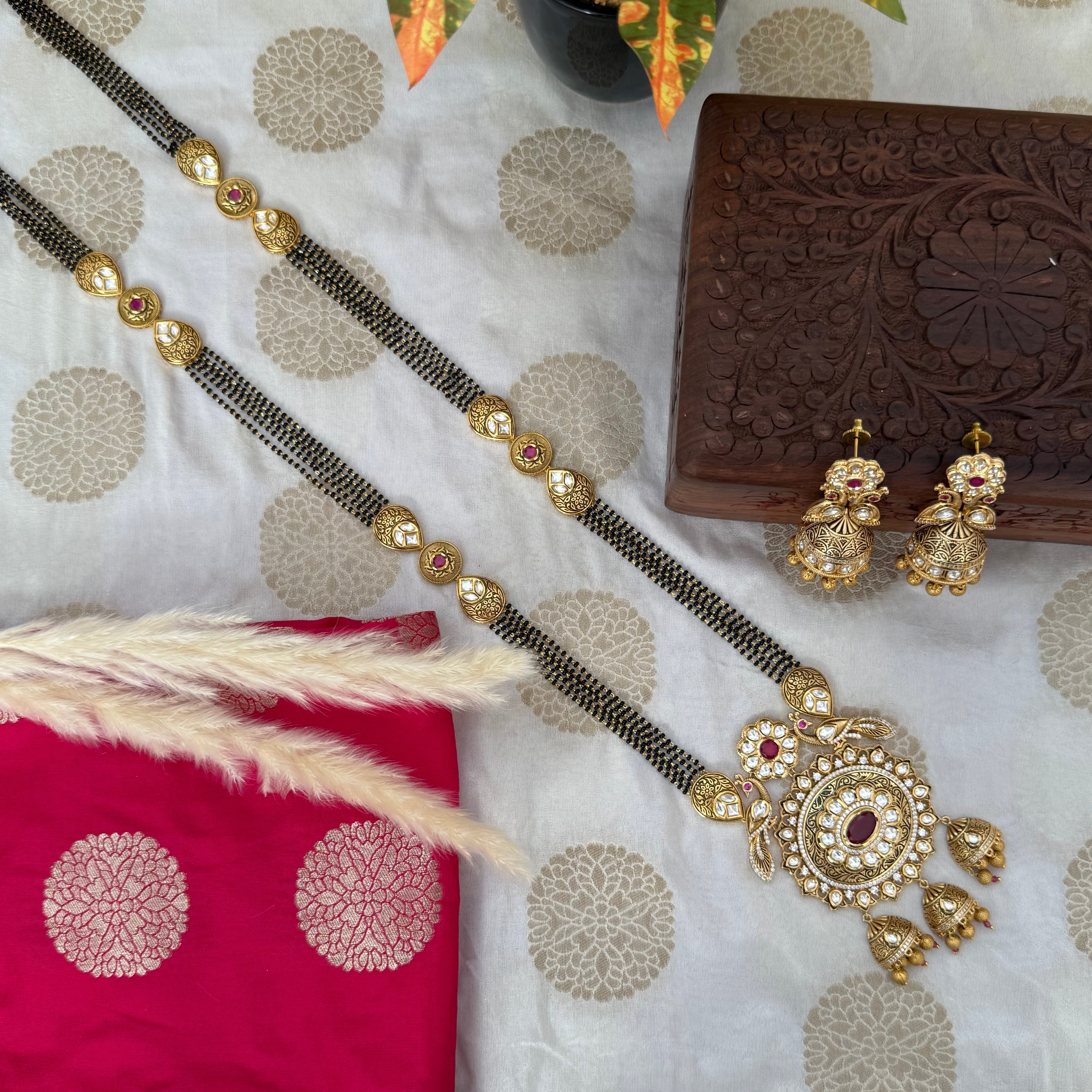 polki kundan mangalsutra