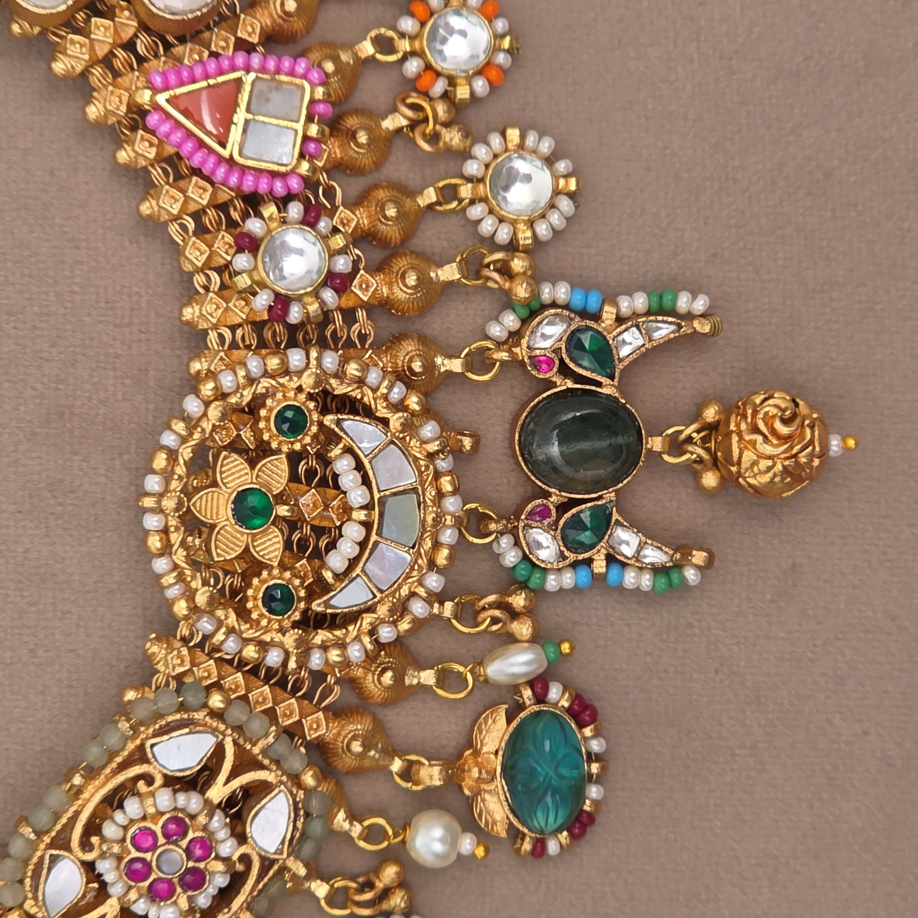 Fusion Pachi Kundan Necklace Set