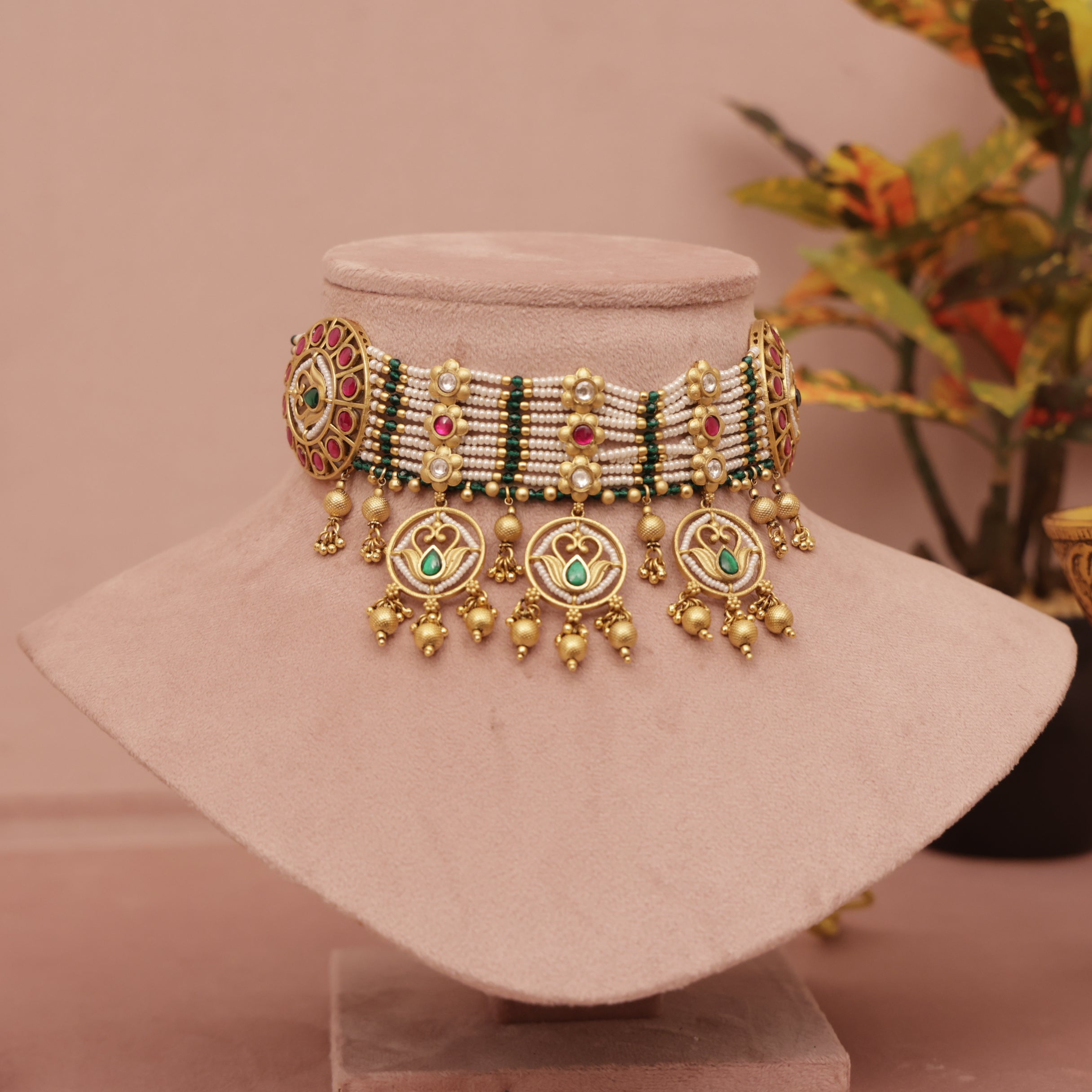 Antique Heritage Choker Necklace set