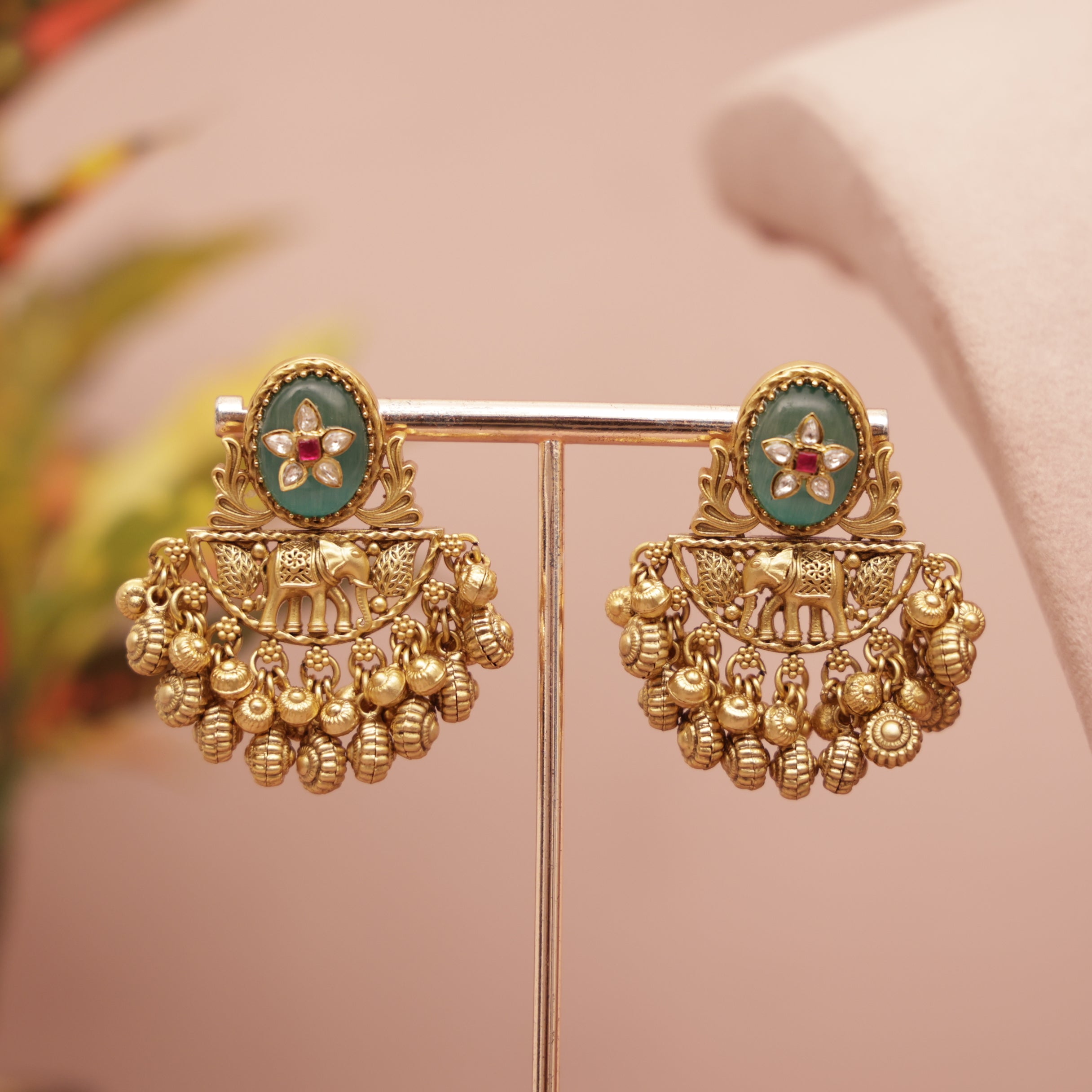 Antique Heritage Necklace Set