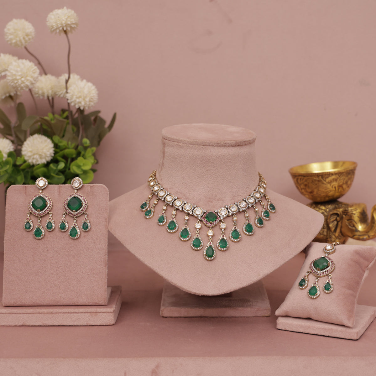 Premium Kundan Necklace Set