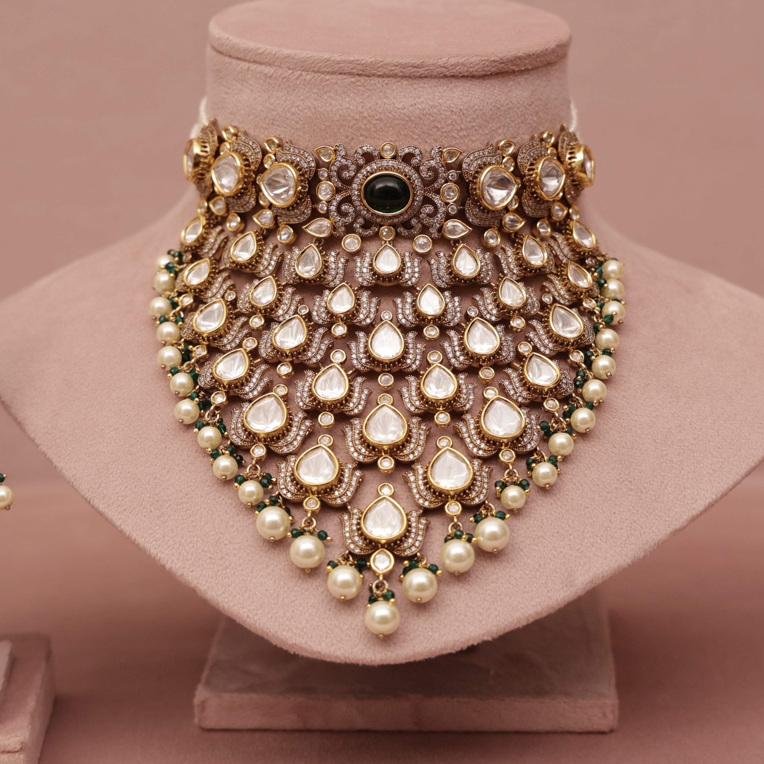 Premium Kundan Necklace Set