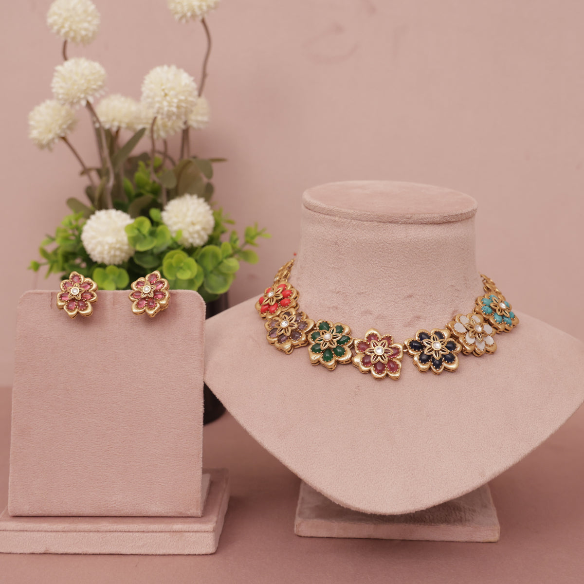 Antique Heritage Necklace set
