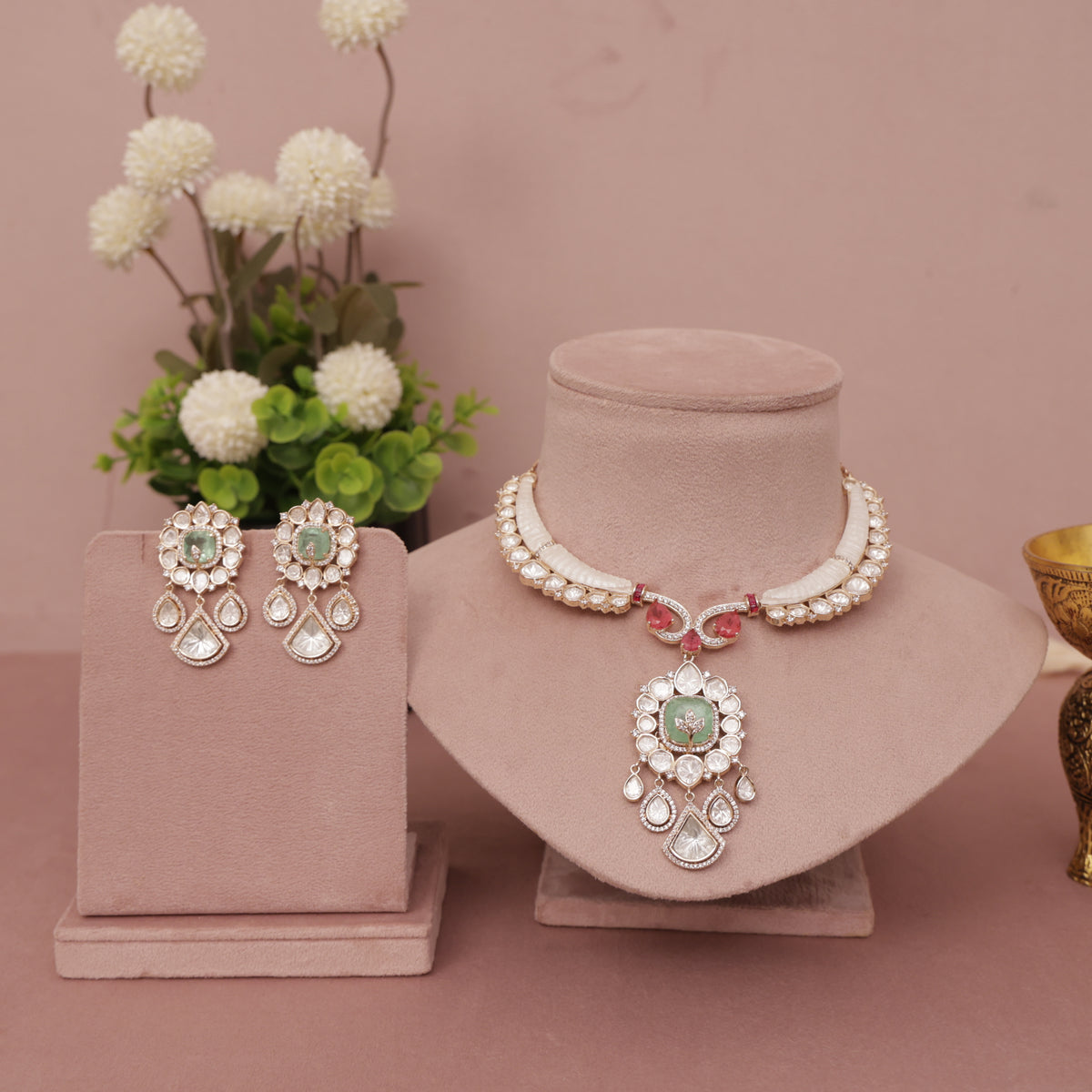 Premium Kundan MOP Necklace Set