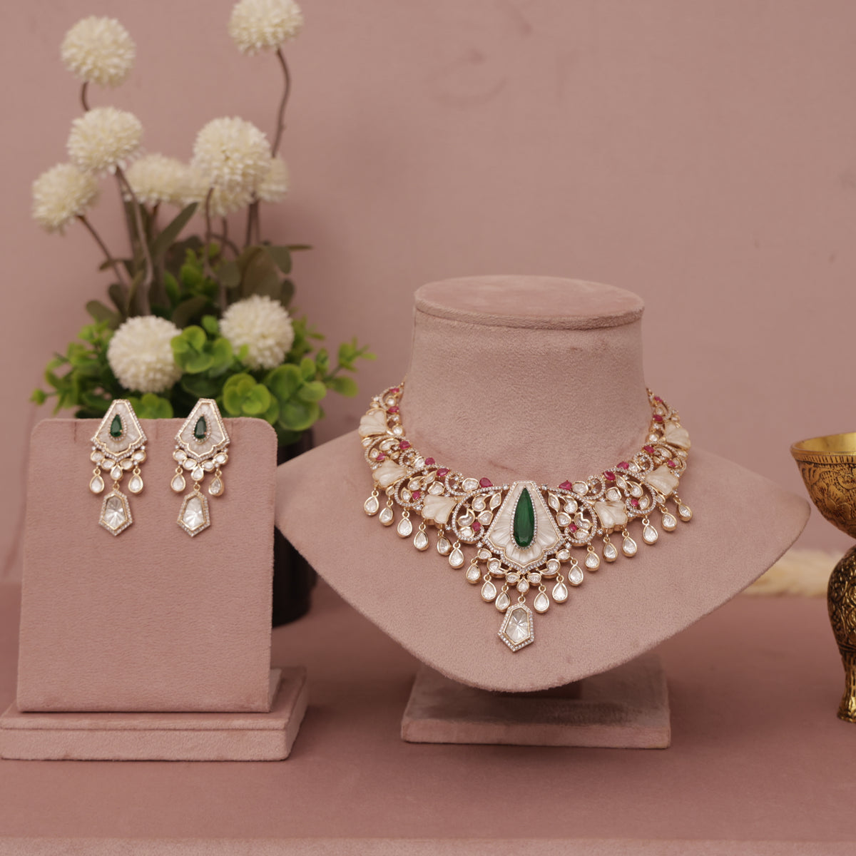 Premium Kundan MOP Necklace Set