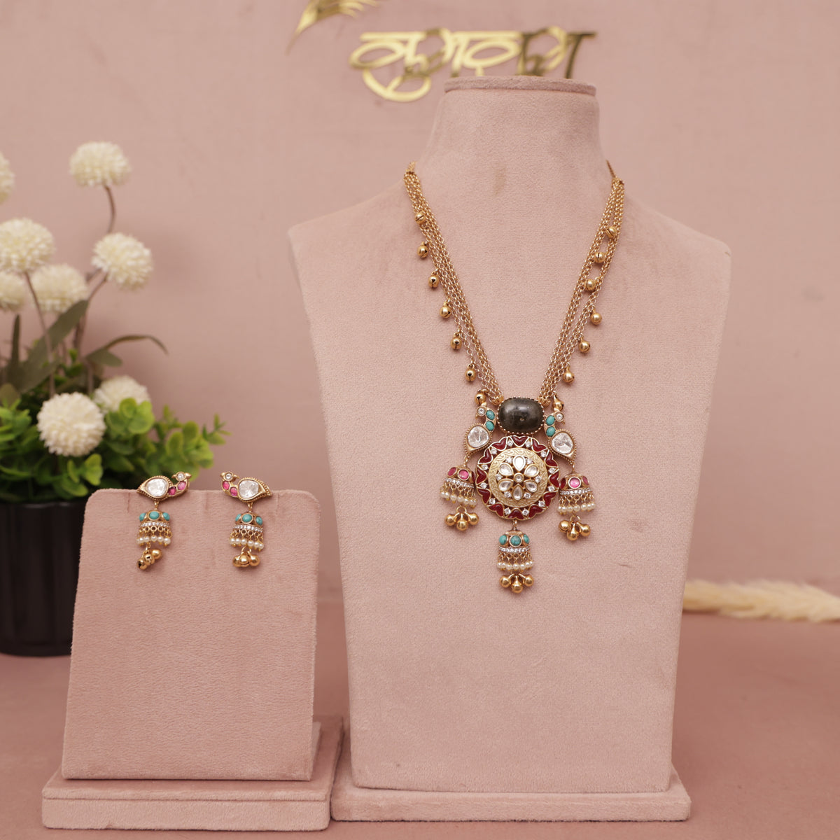 Premium Kundan Lariet Necklace Set