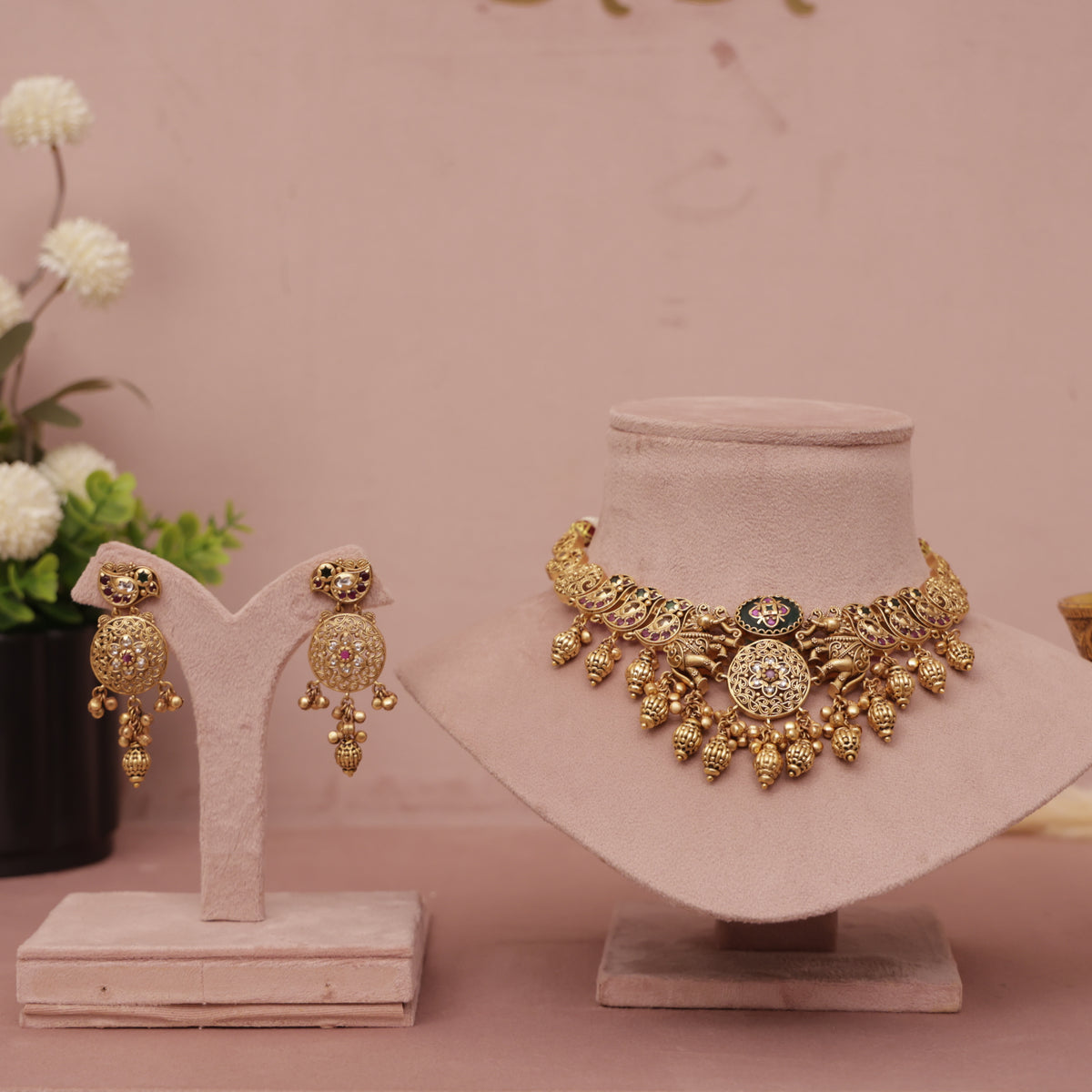 Antique Heritage Necklace set