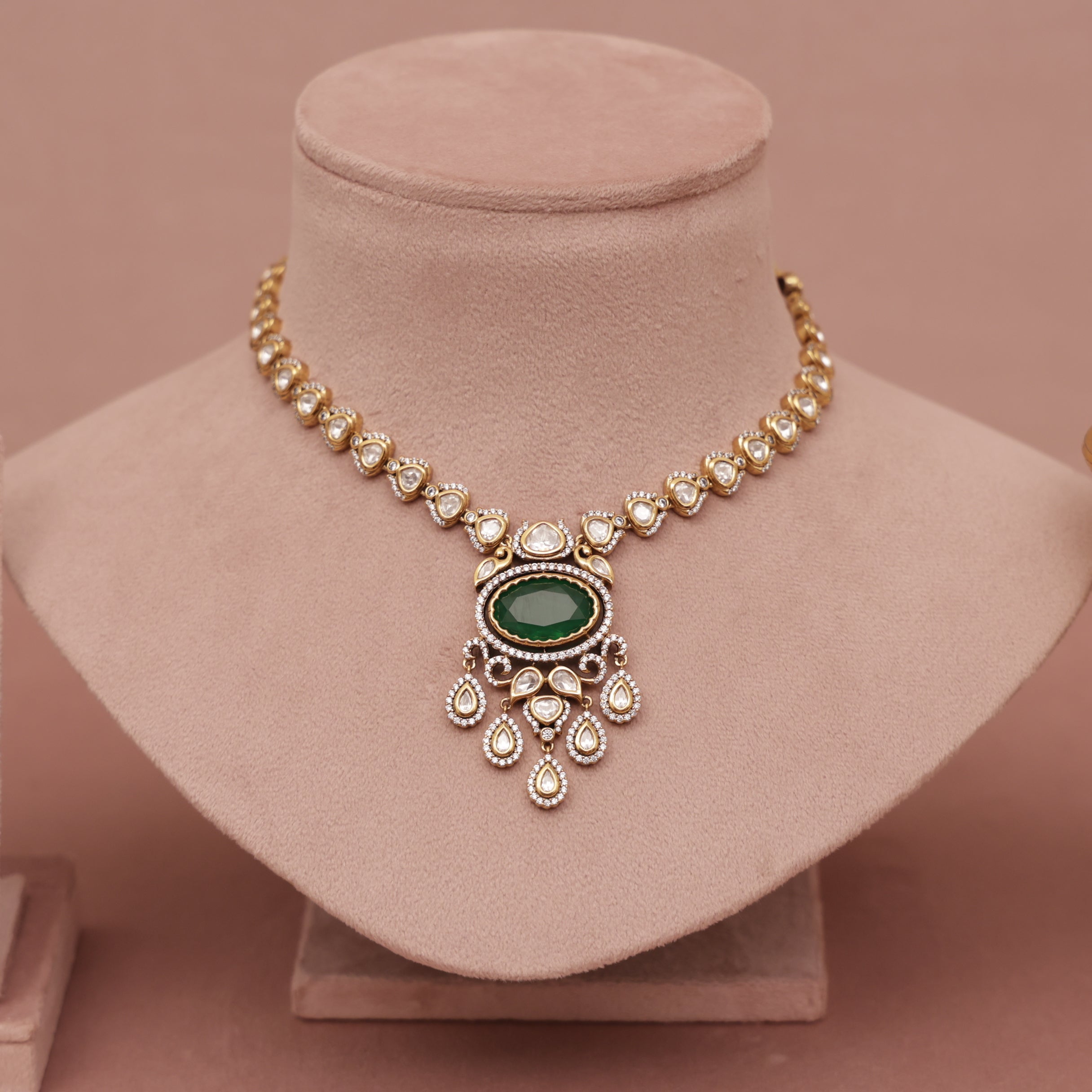 Premium Kundan Necklace Set