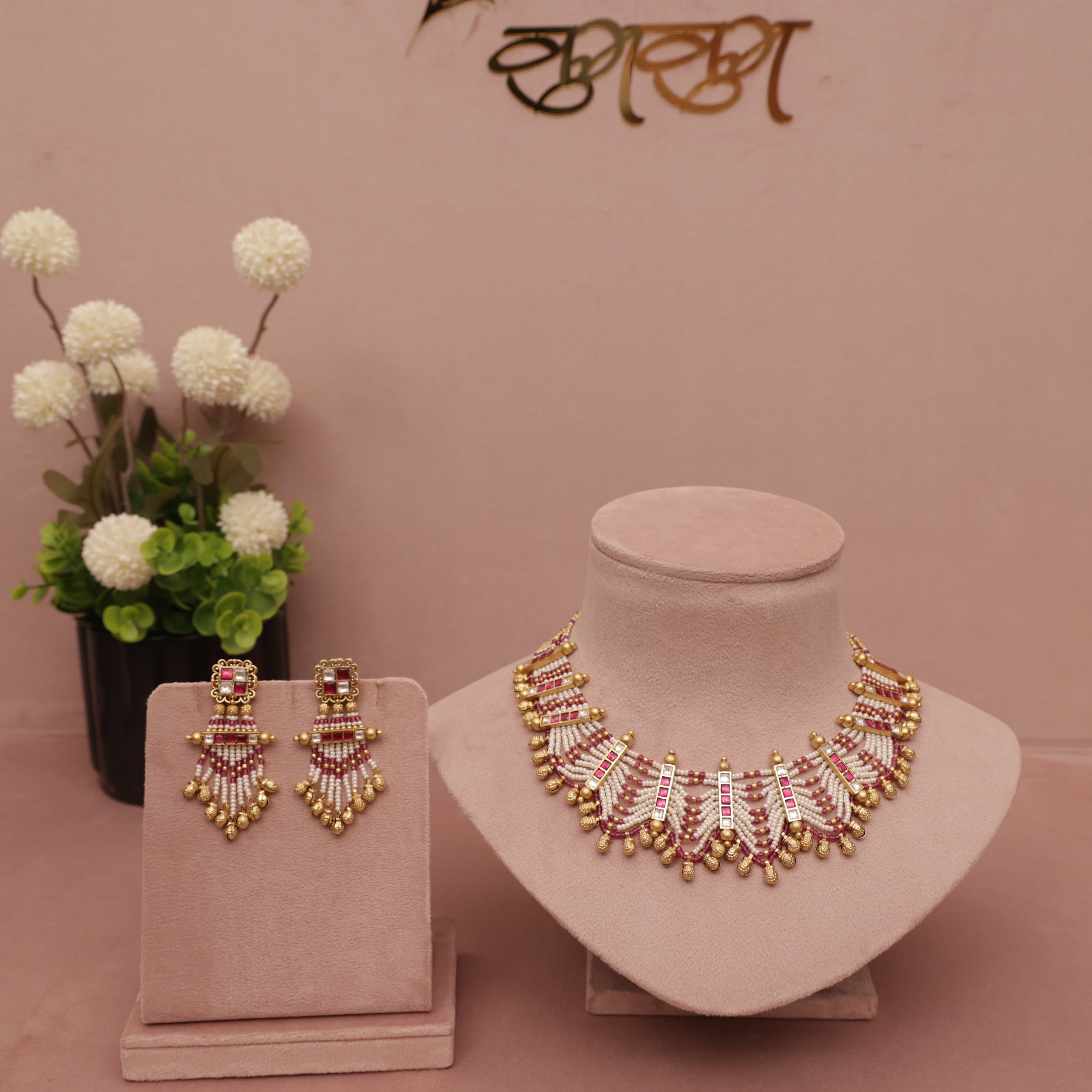 Heritage Necklace set