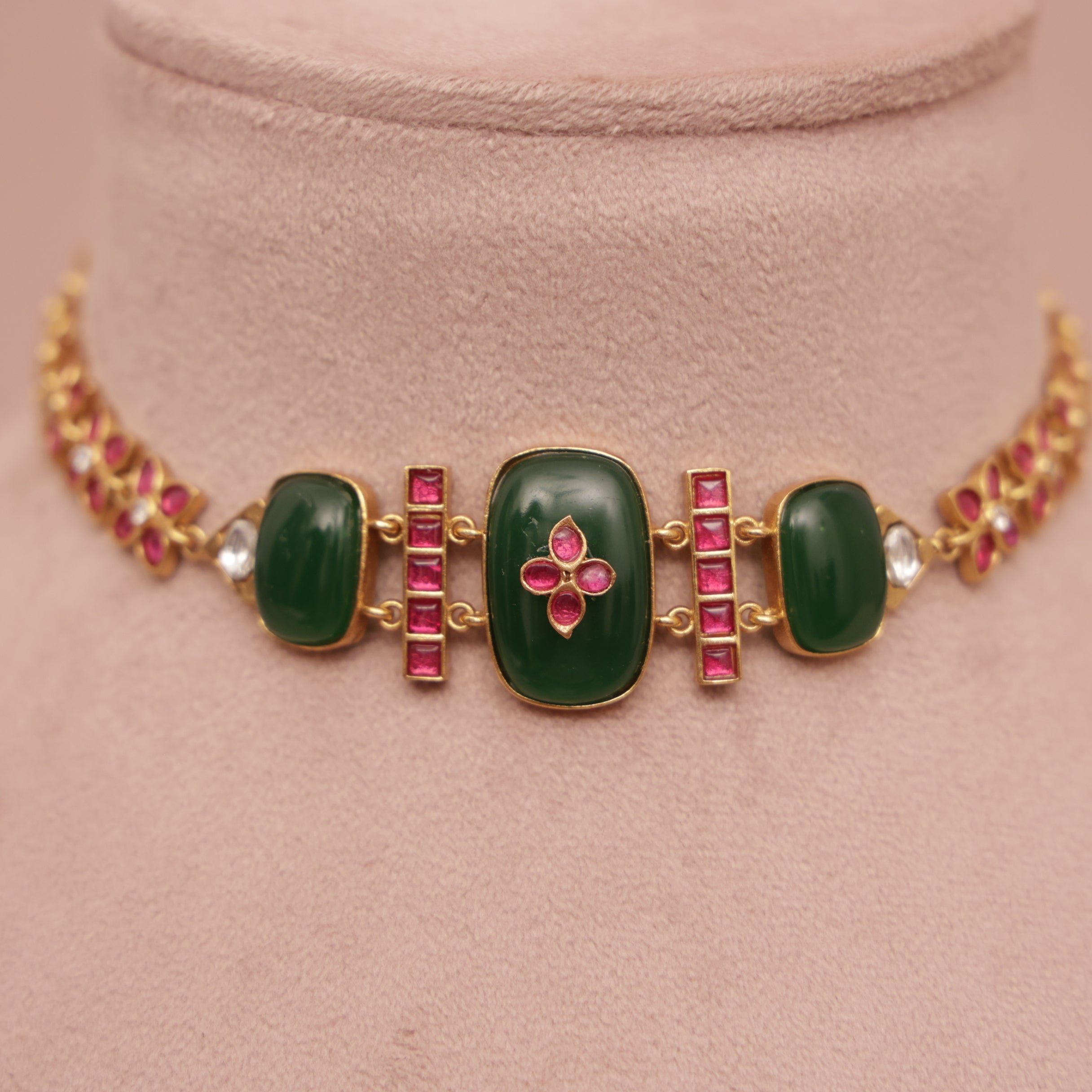 Kundan Choker Necklace Set