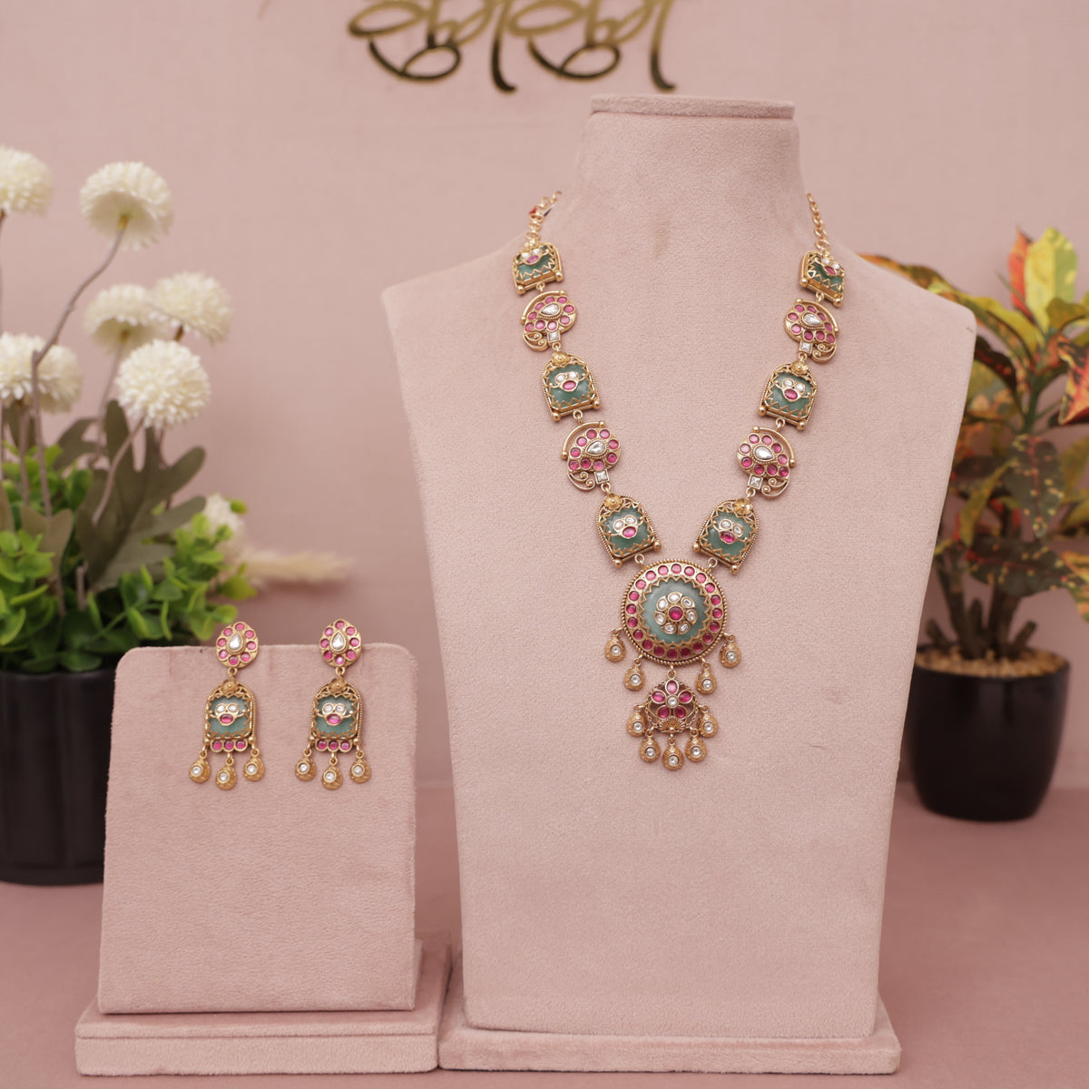 Heritage Kundan Necklace set