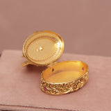 Kanha Sindoor Dabbi