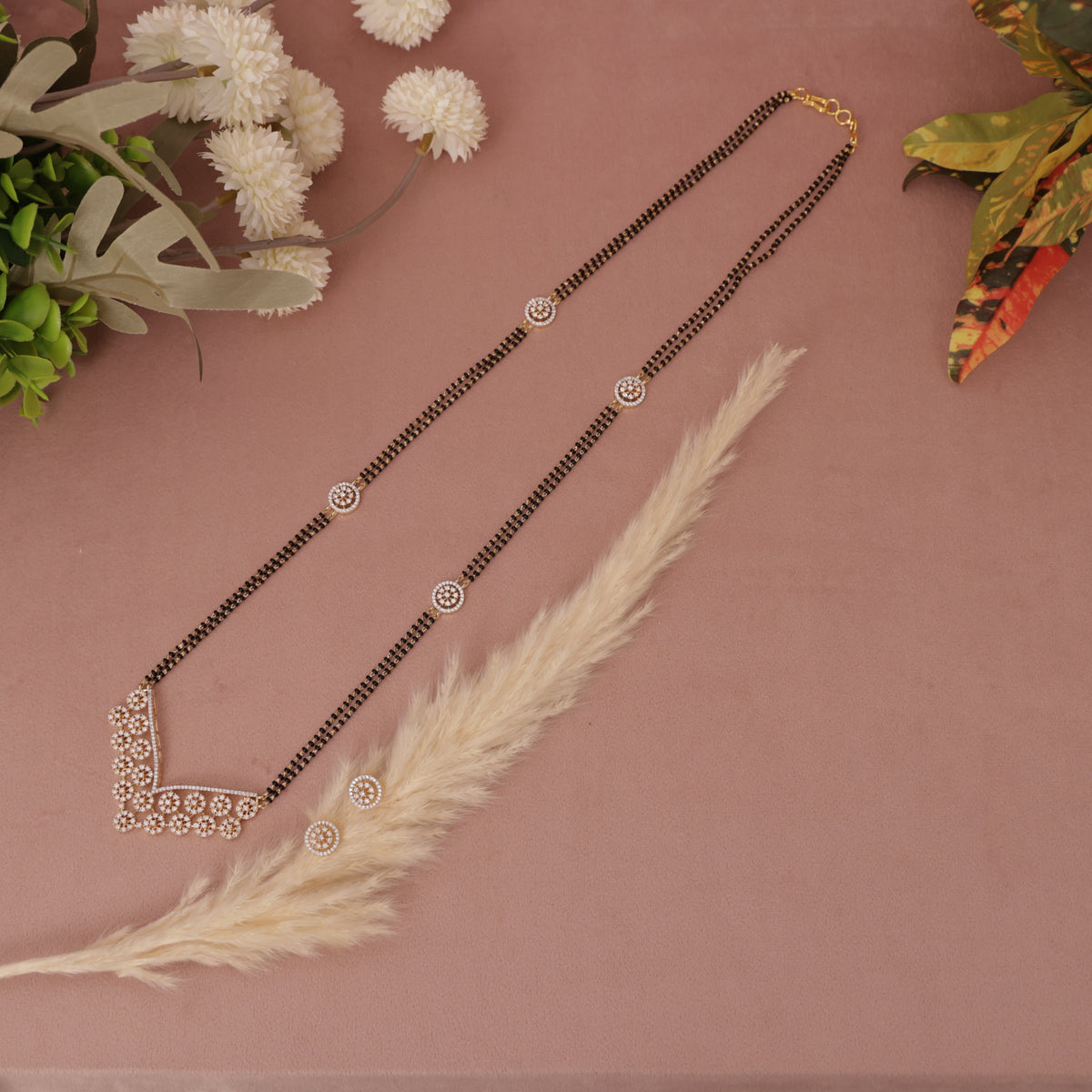 A D Mangalsutra Set