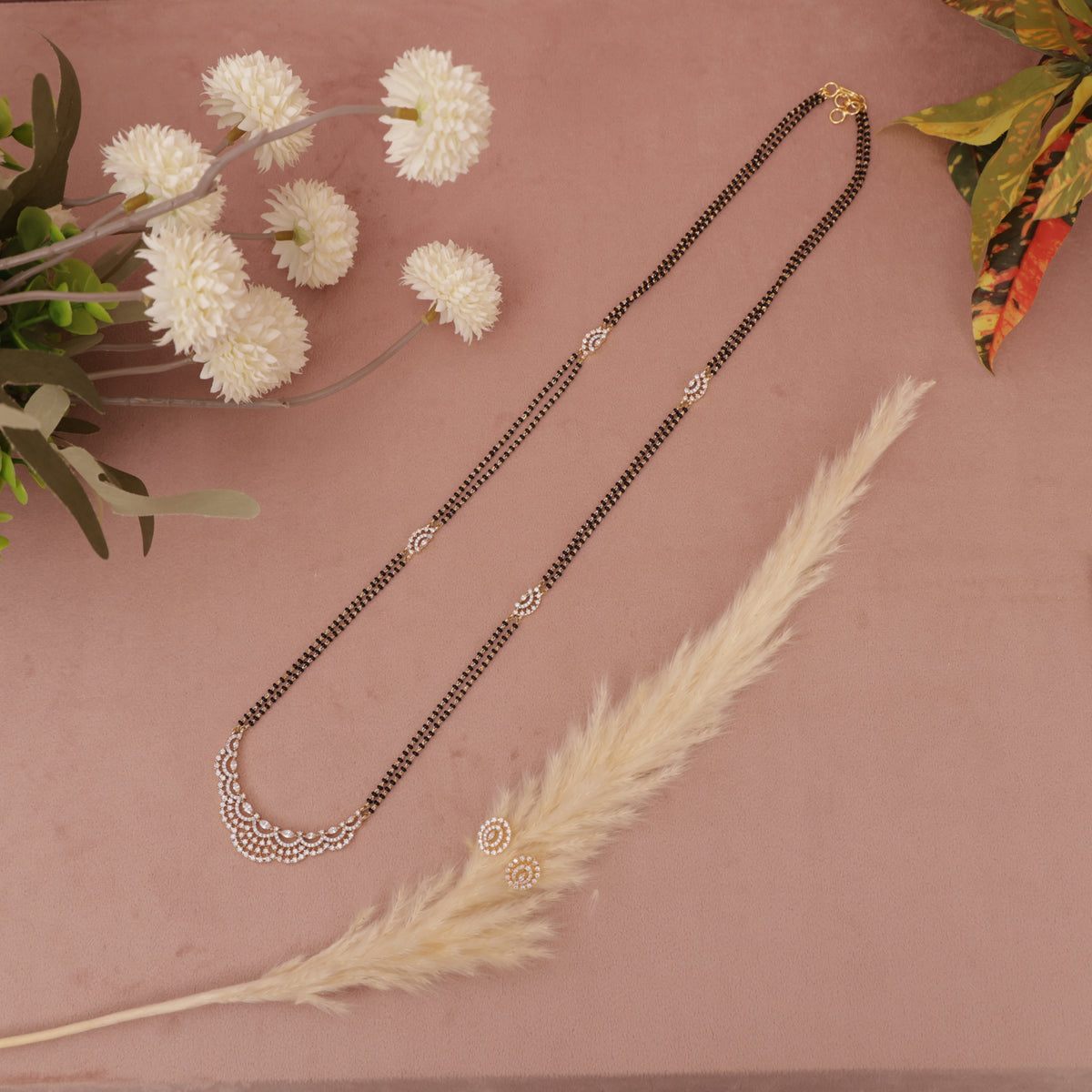 A D Mangalsutra Set