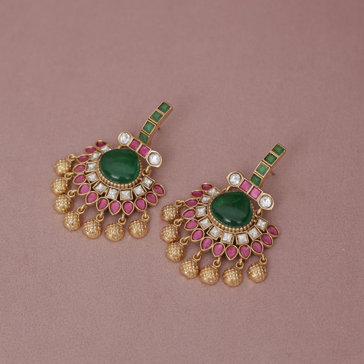 Antique Gold Kundan Earring