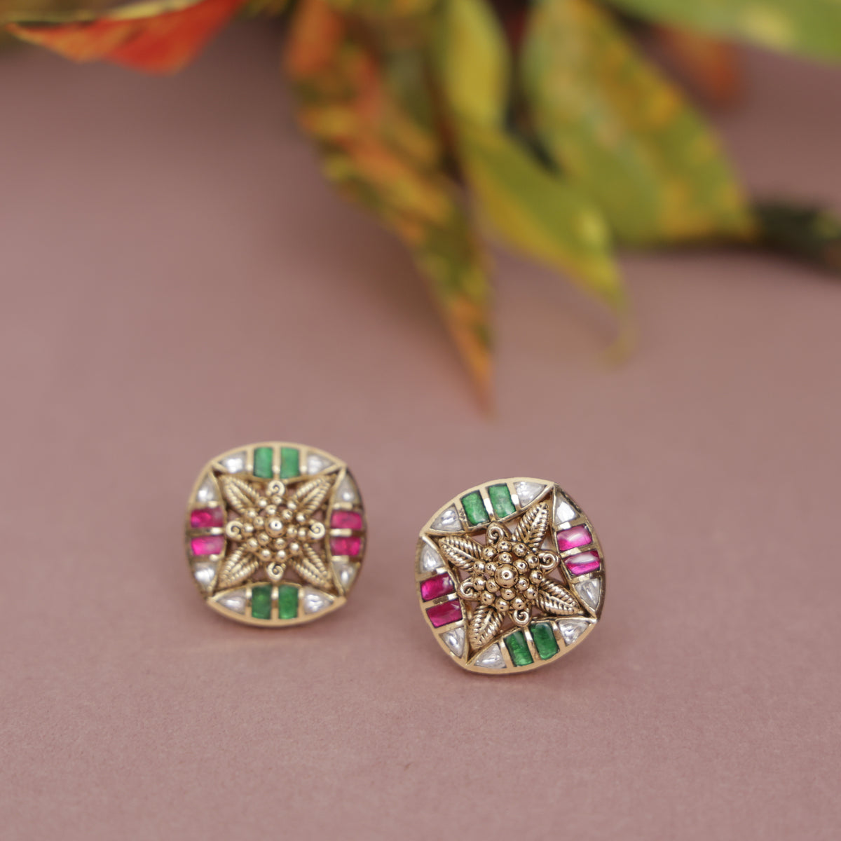 Antique Kundan Studs Earring
