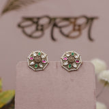 Antique Kundan Studs Earring