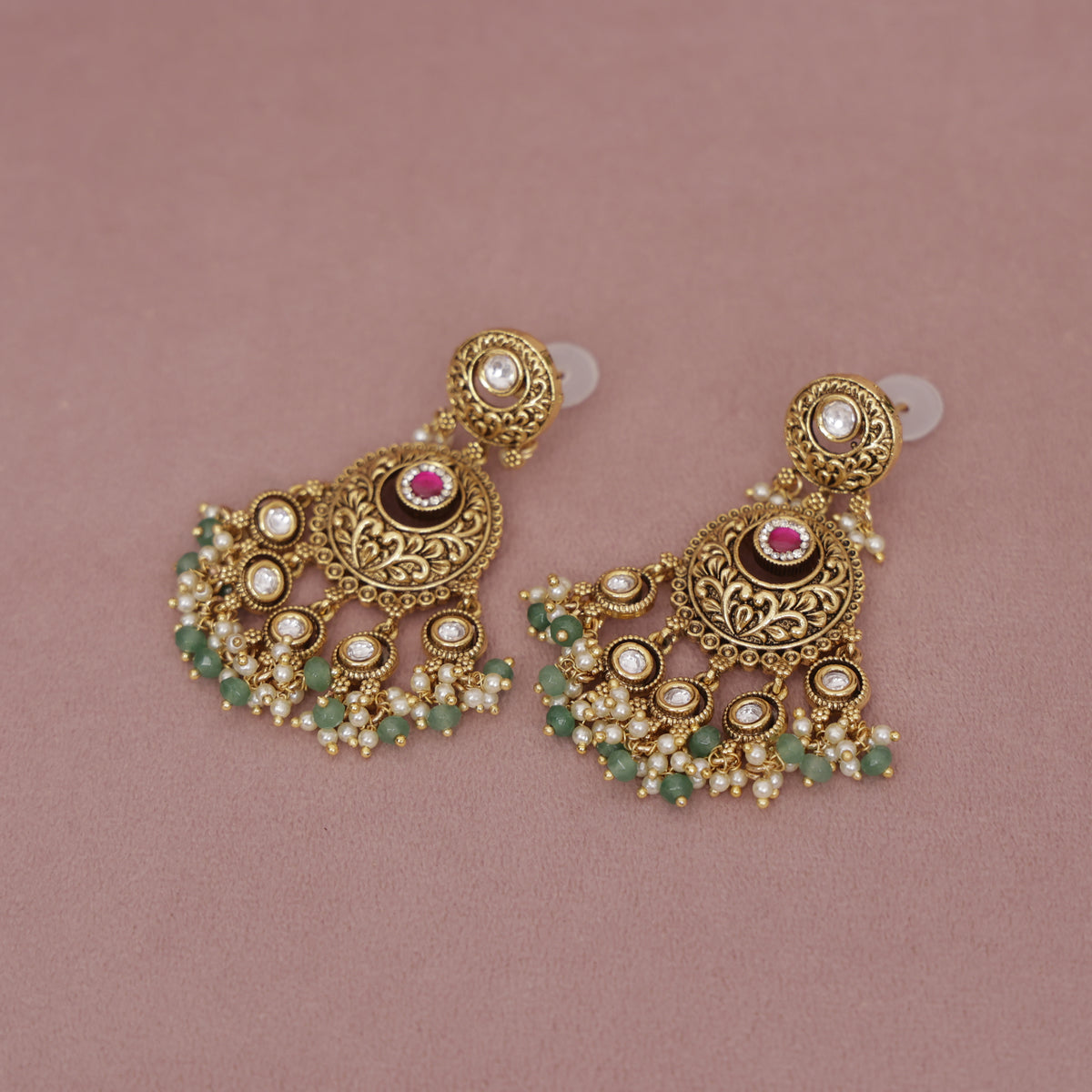Antique Gold Kundan Earring
