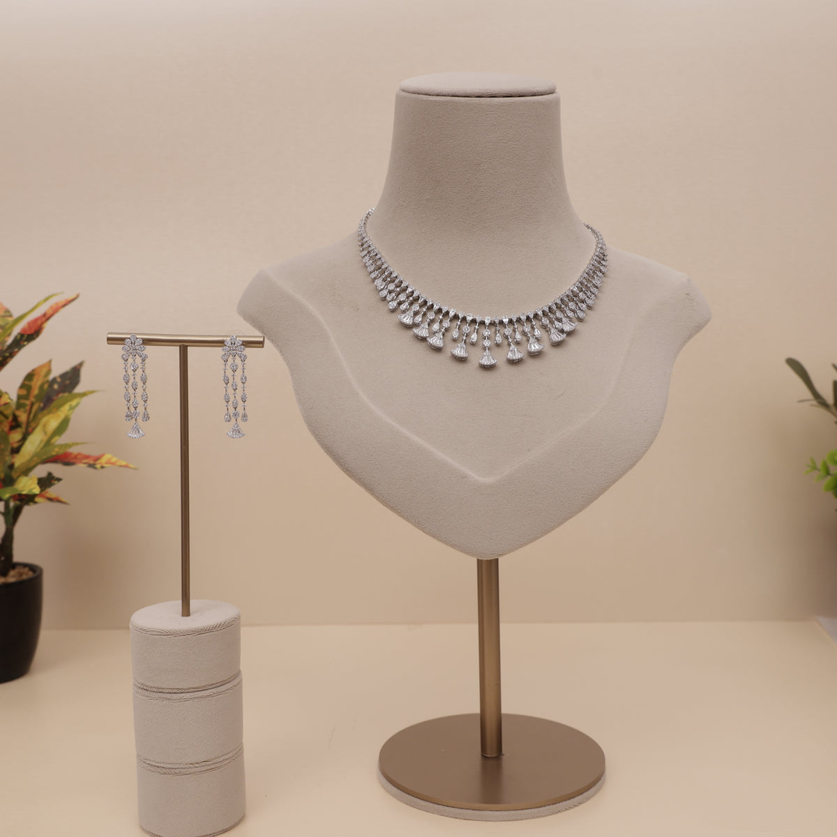 American Diamond Modern Necklase Set