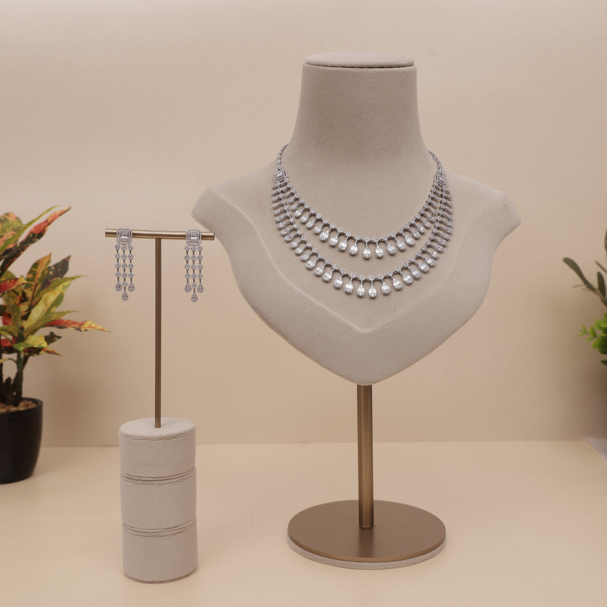 American Diamond Modern Necklase Set