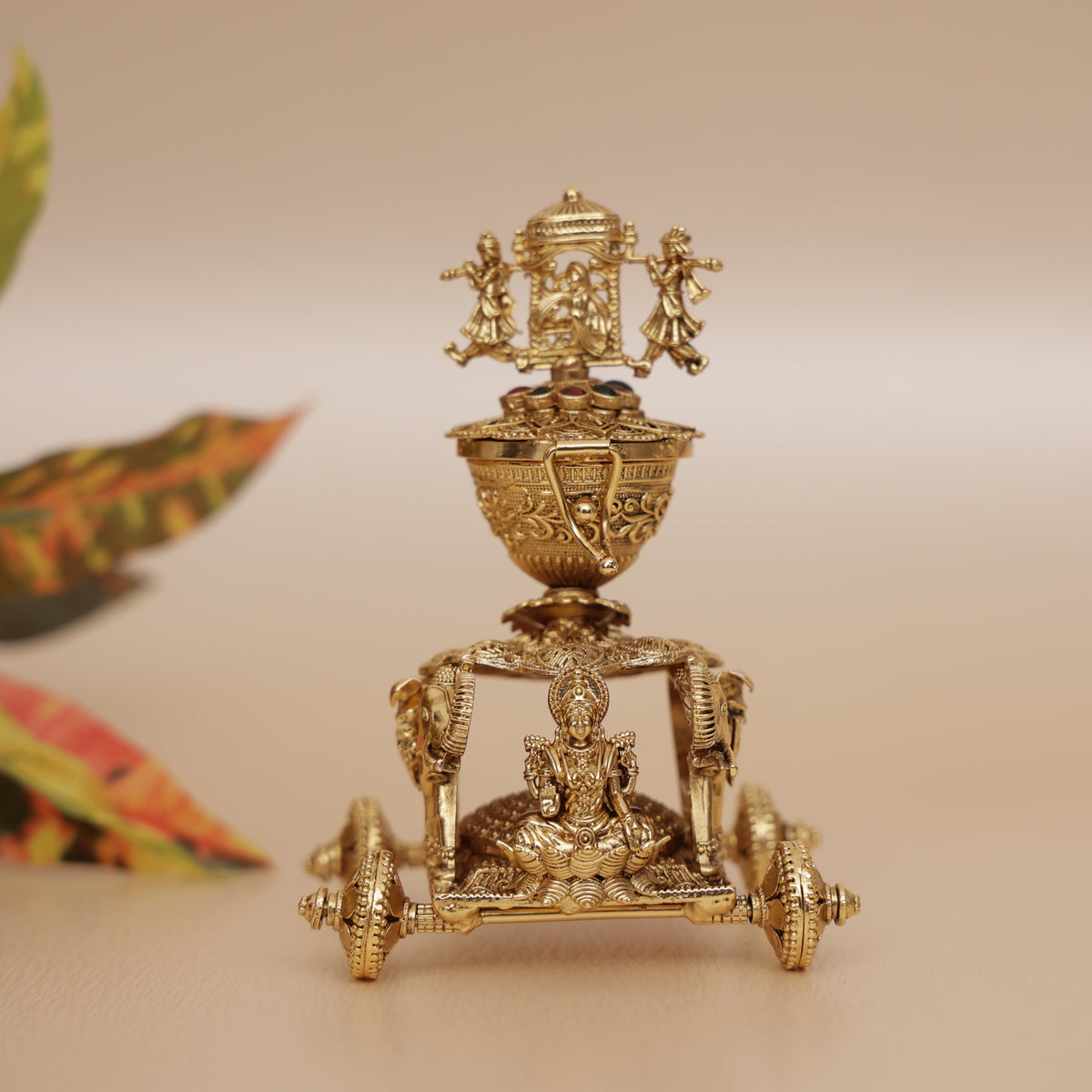 Maa Laxmi Rath Sindoor Dabbi