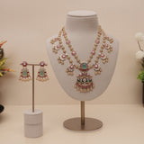 Antique Kundan Necklace Set
