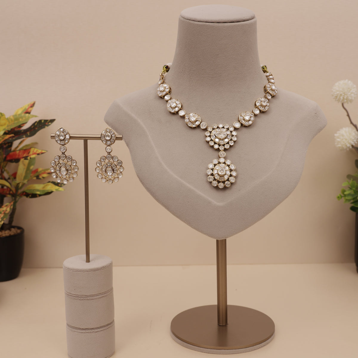 Premium Moissanite Kundan Necklace Set