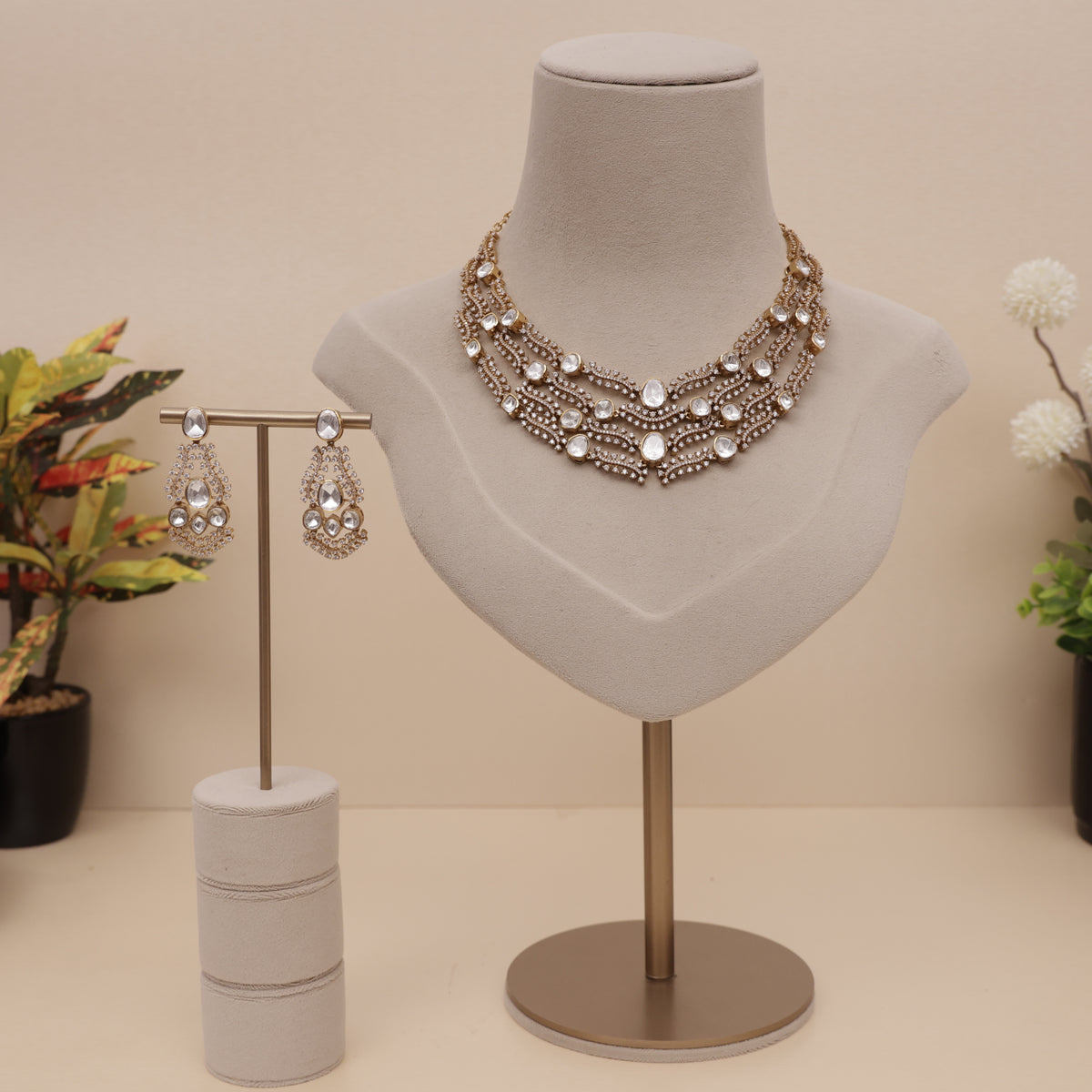 Premium Kundan Necklace Set