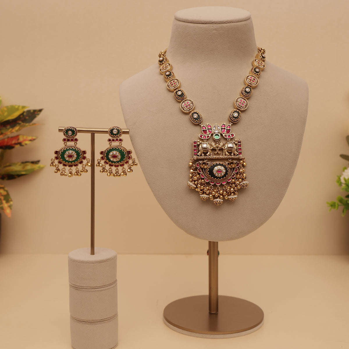 Antique Heritage Lariat Necklace set