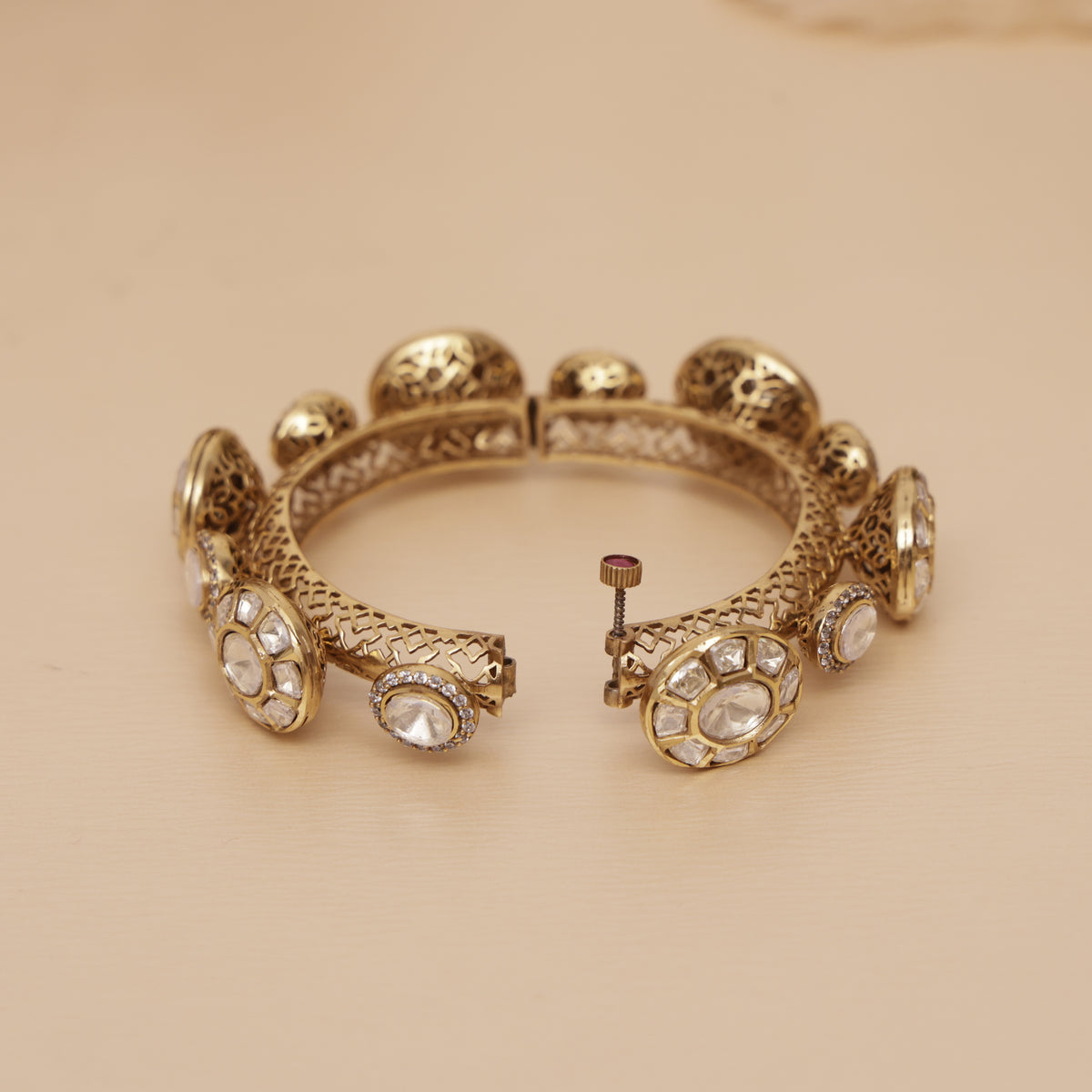 Luxury Moissanite Kundan Kada Bangle