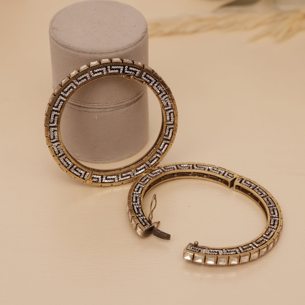 Moissanite Kundan With CZ Diamond Premium Bangle