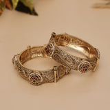 Antique Kundan Bangle