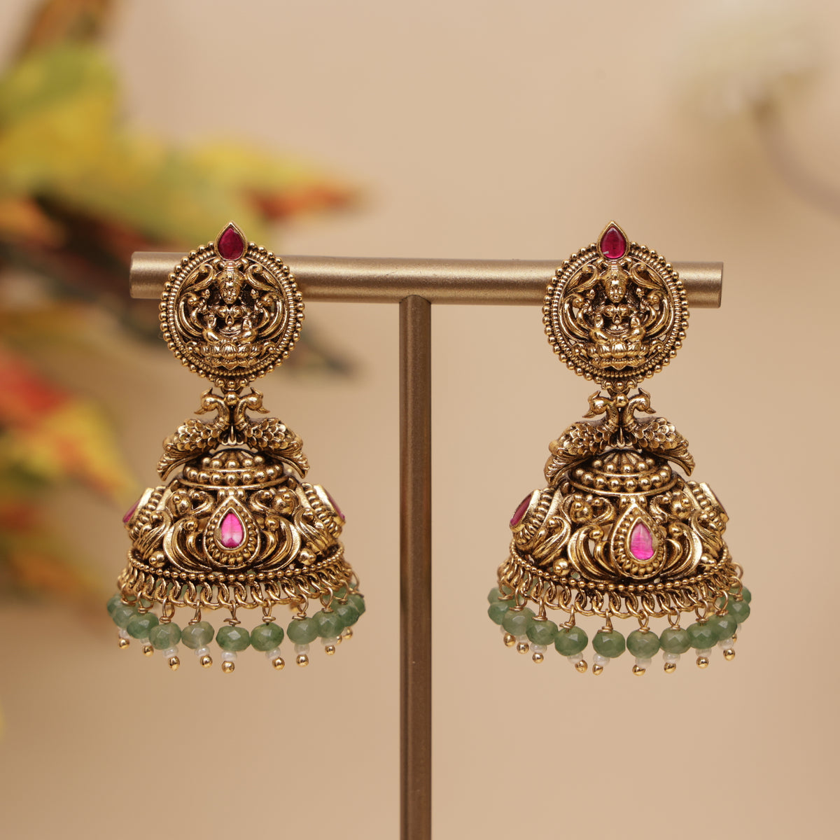 Antique Gold Jhumka Earring