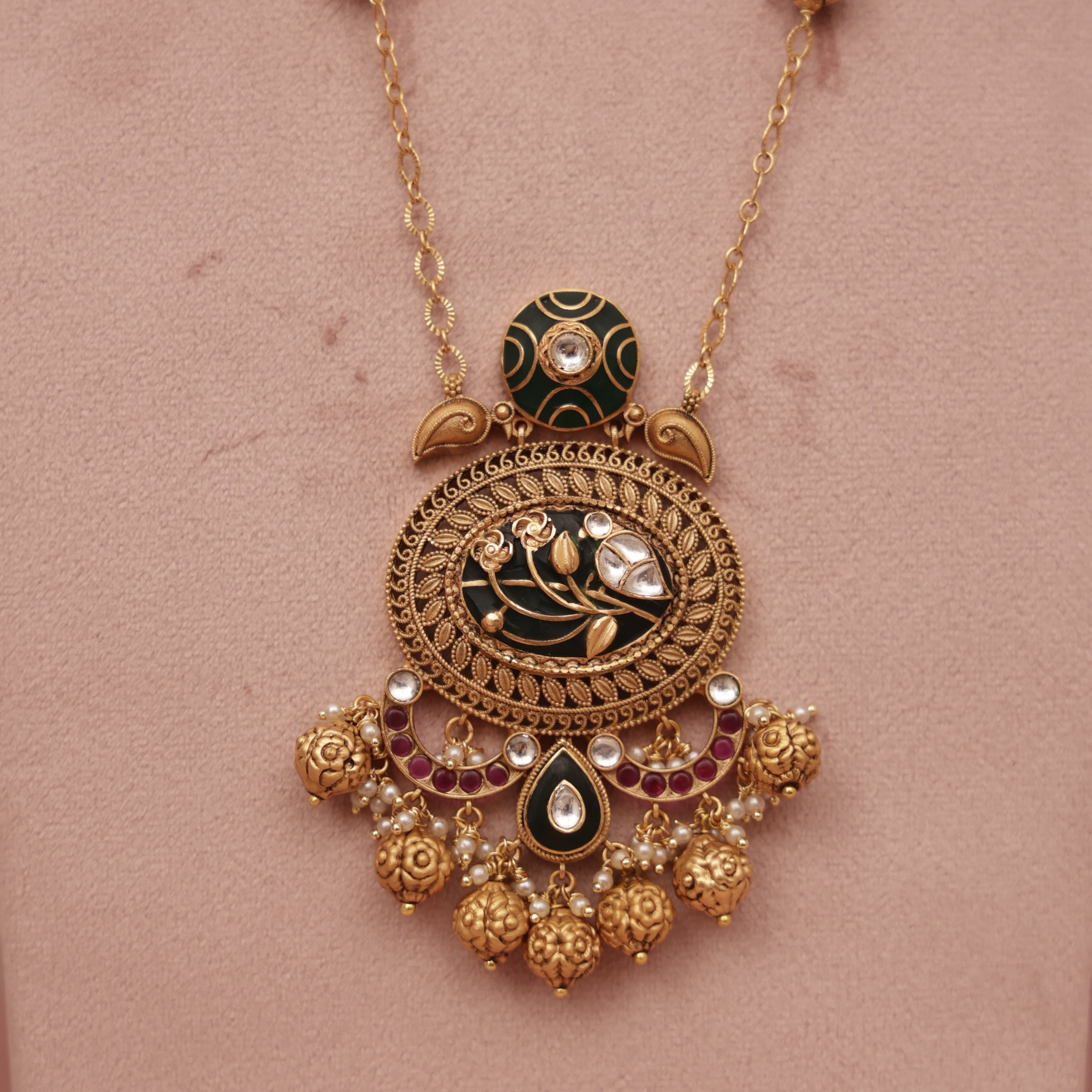 Antique Heritage Necklace Set