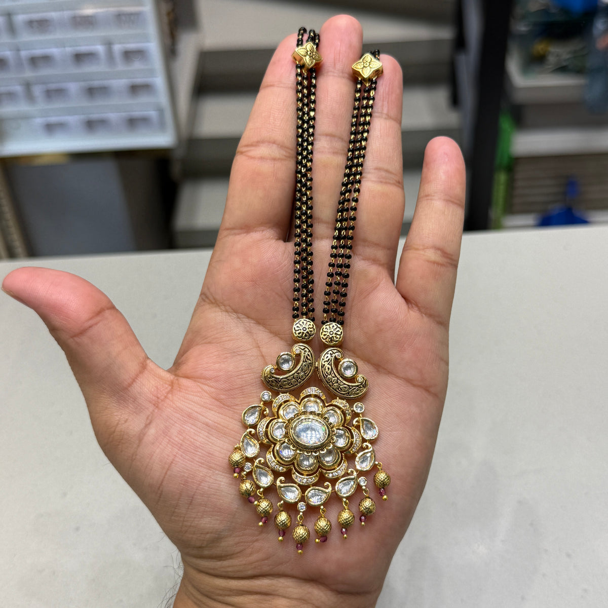 Antique Kundan 24 Inch premium Mangalsutra