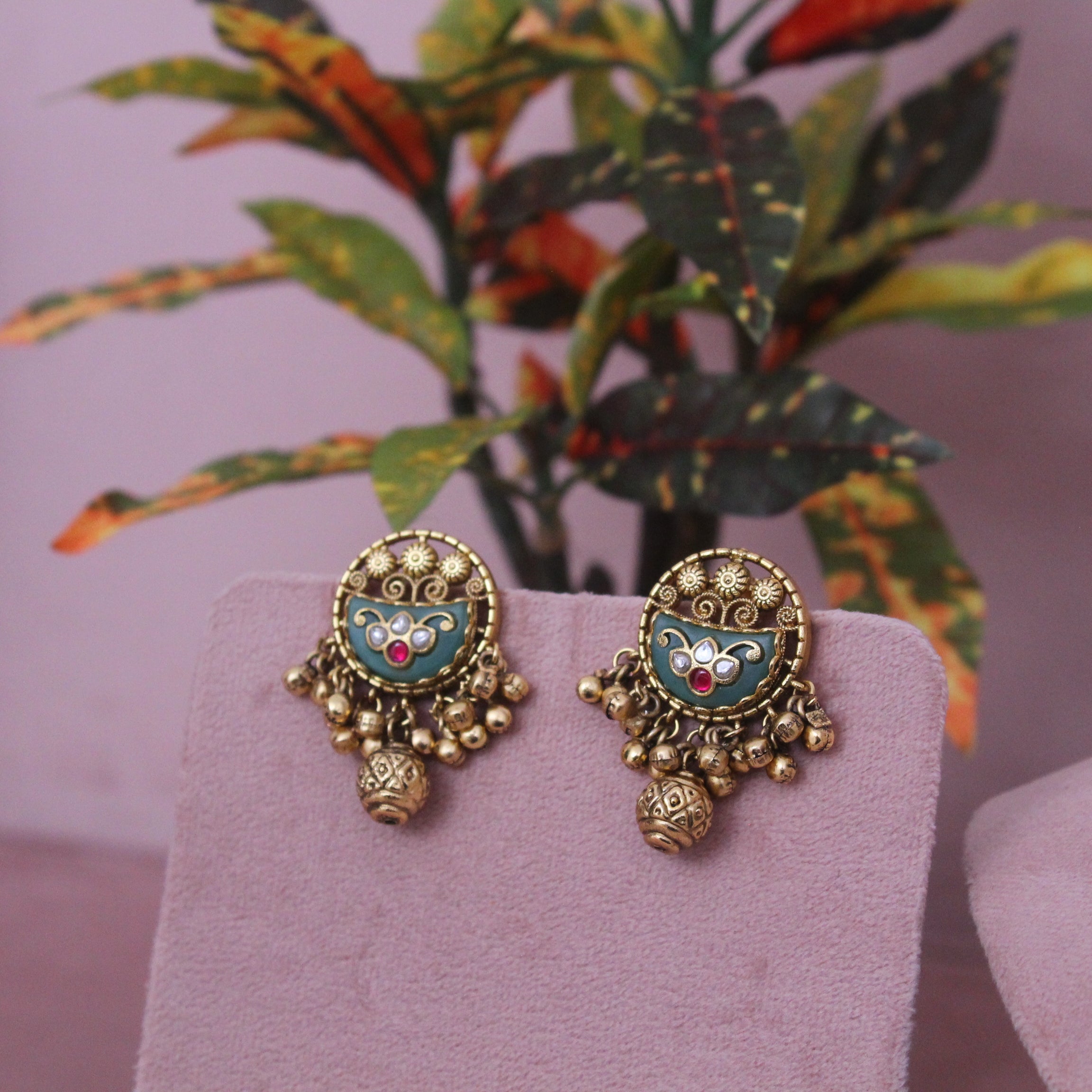 Antique Heritage Hasali Necklace Set