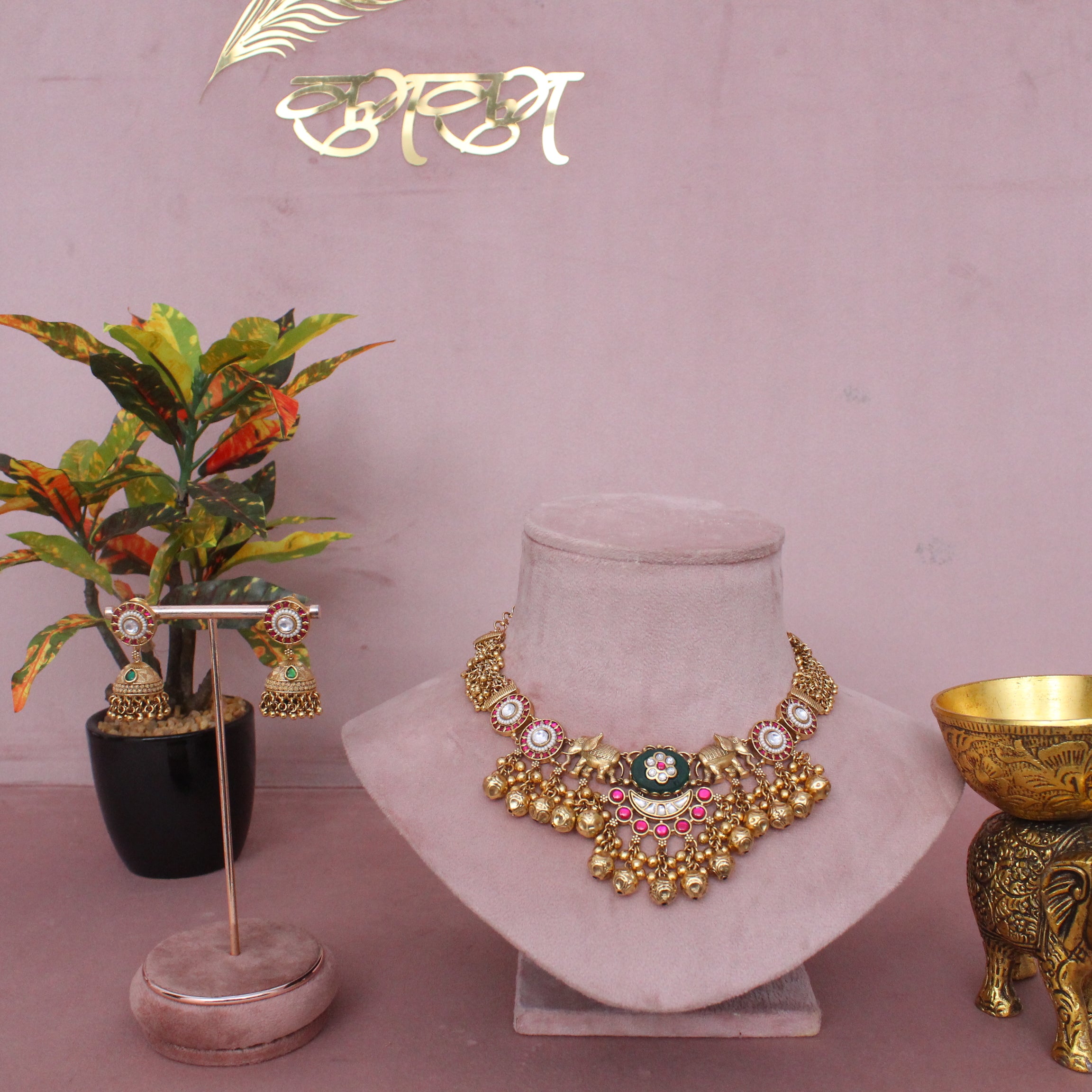 Antique Heritage Necklace set