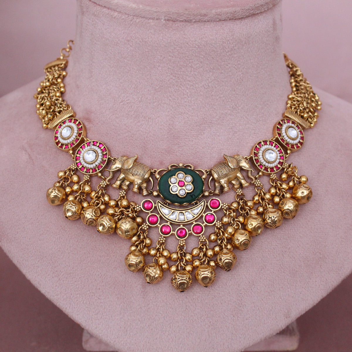 Antique Heritage Necklace set