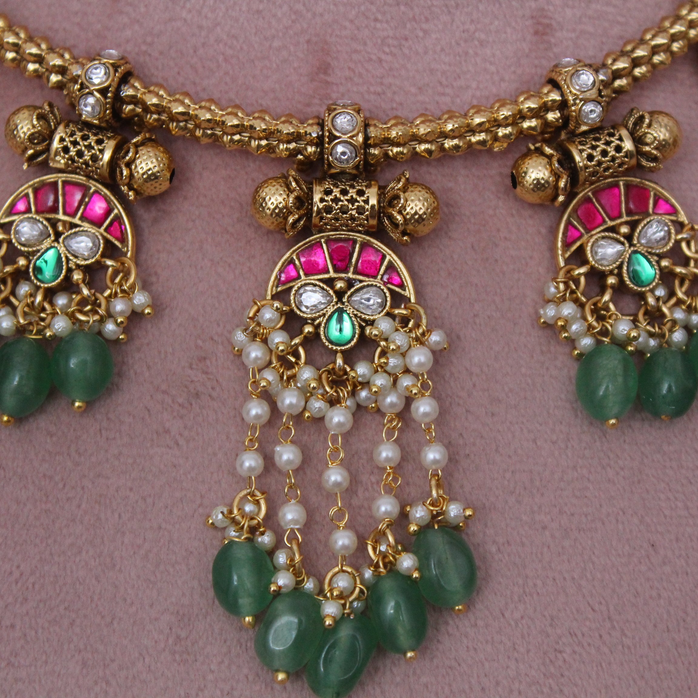 Antique Heritage Hasali Necklace Set