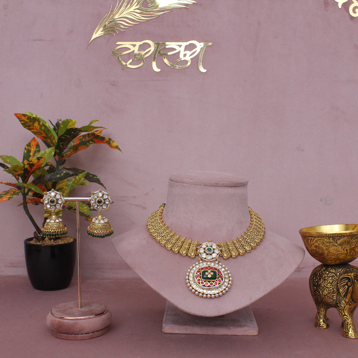 Antique Heritage Necklace set