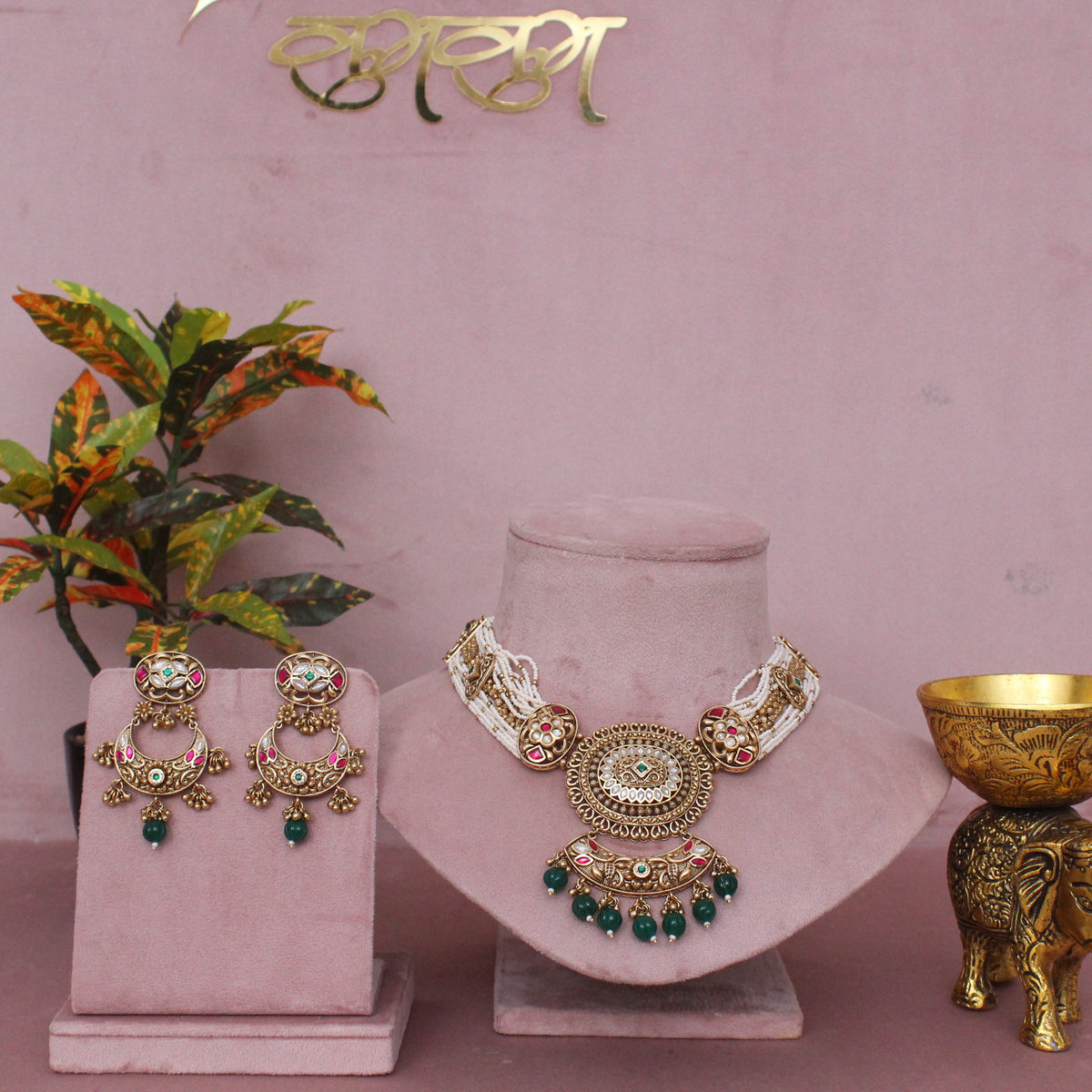 Antique Heritage Choker Necklace Set